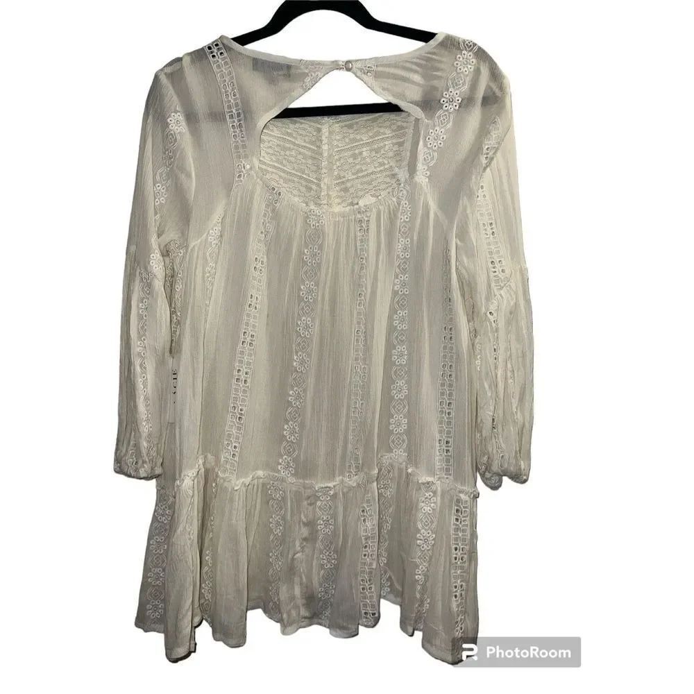 ✨BOHO SOLID LACE RUFFLE TUNIC TOP✨ - Picture 3 of 8